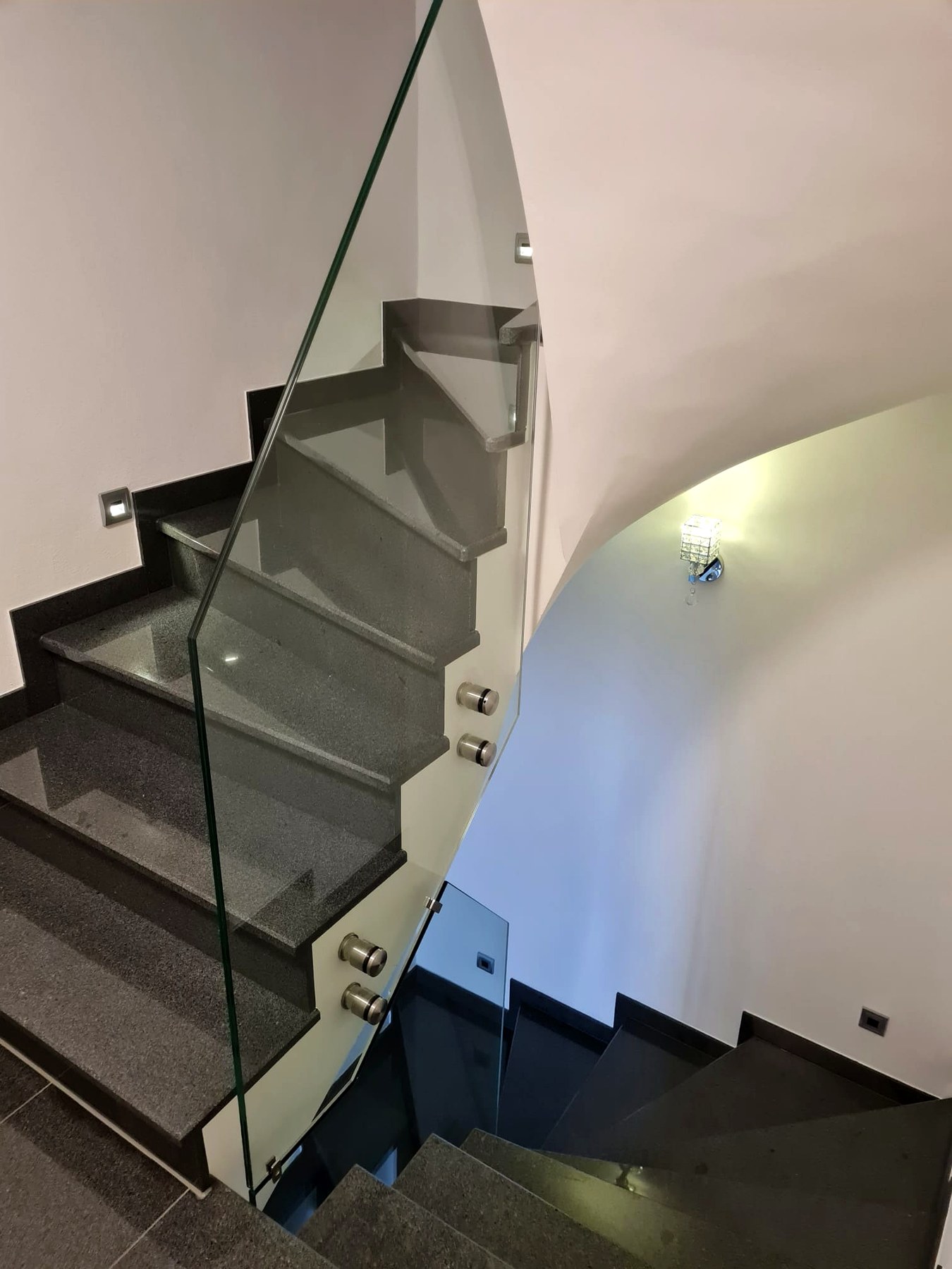 Edelstahl & Glas